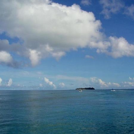 Holiday Saipan Hotel Dış mekan fotoğraf