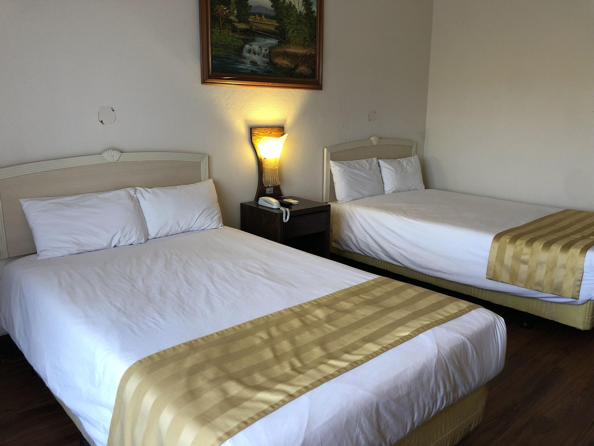 Holiday Saipan Hotel Dış mekan fotoğraf