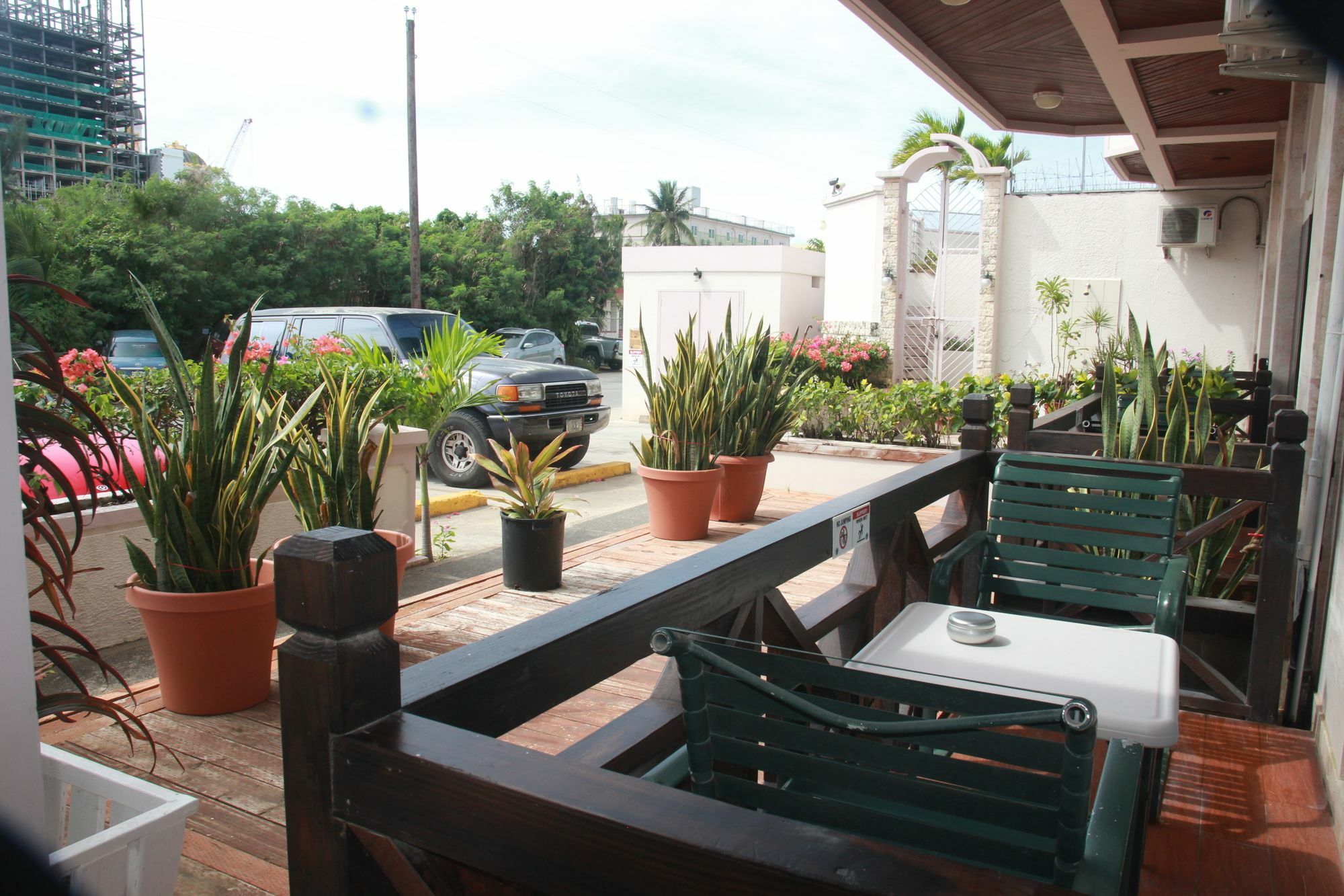 Holiday Saipan Hotel Dış mekan fotoğraf