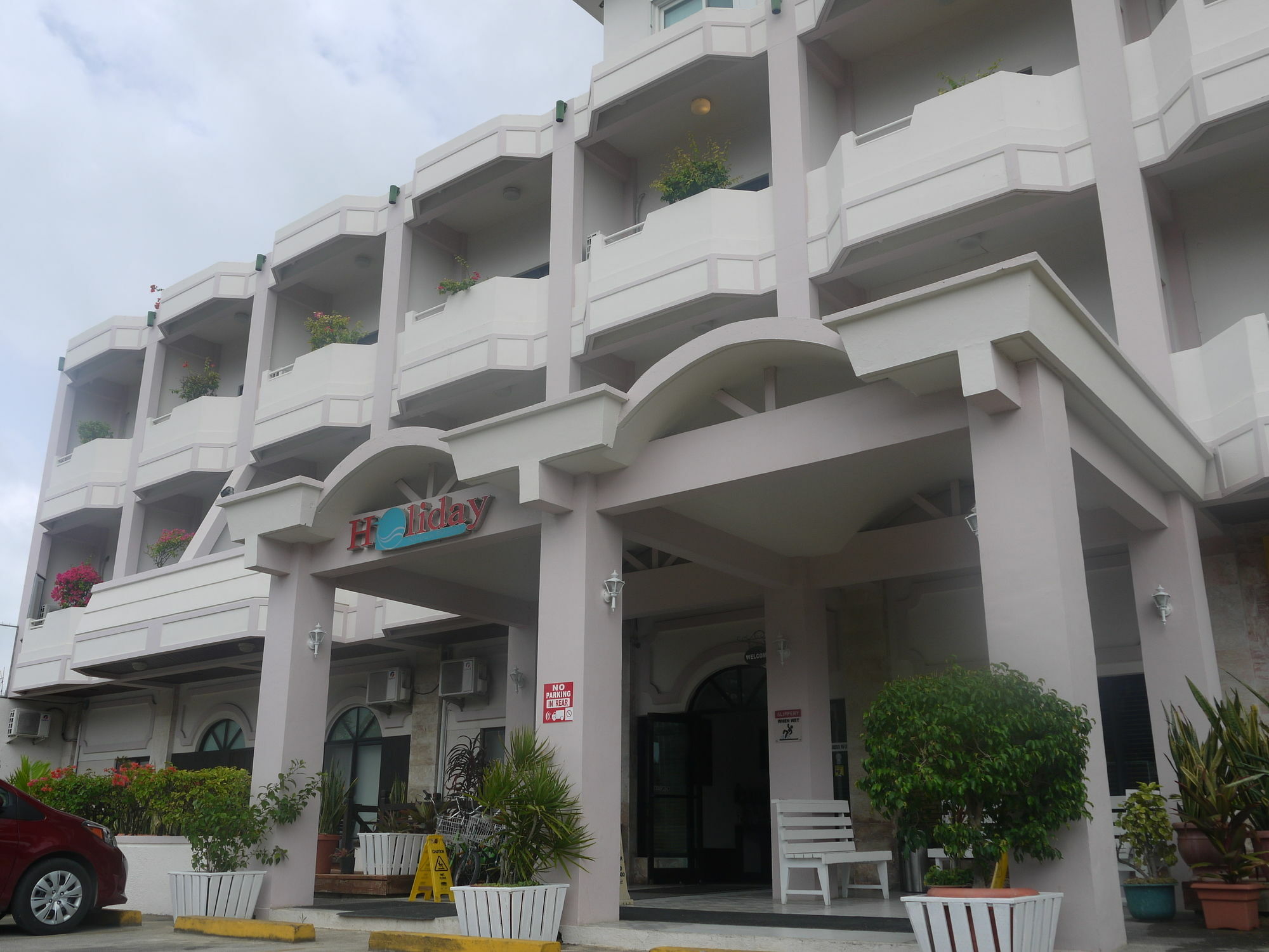 Holiday Saipan Hotel Dış mekan fotoğraf